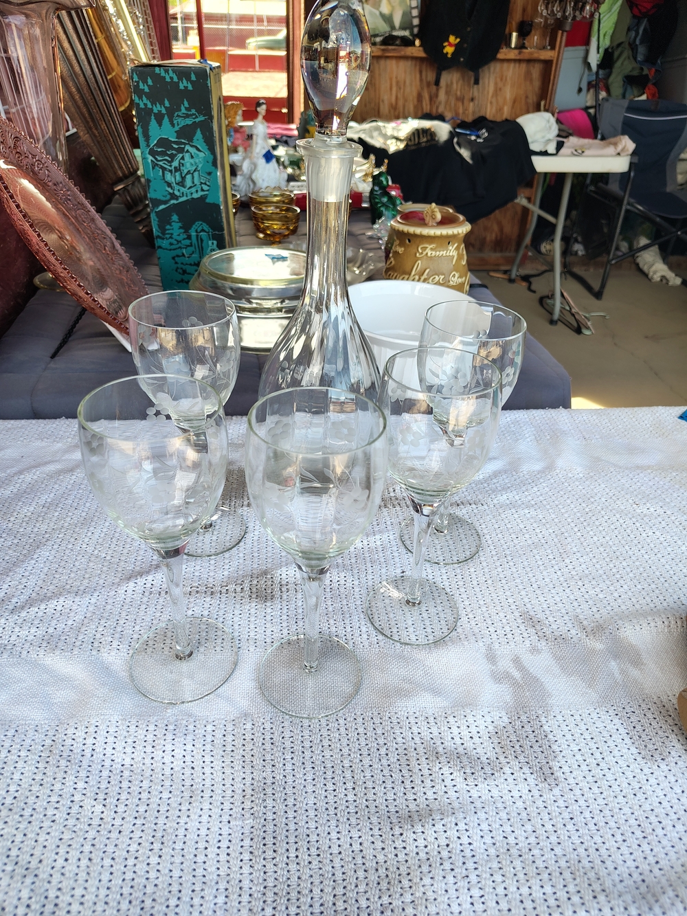 Vtg Crystal Etched Floral Pattern 5 Wine Glasses w Decanter